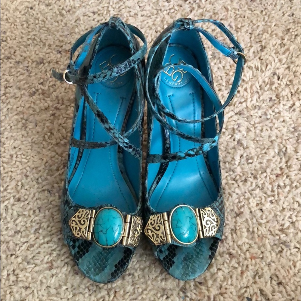 BCBGeneration Blue Snakeskin Heels